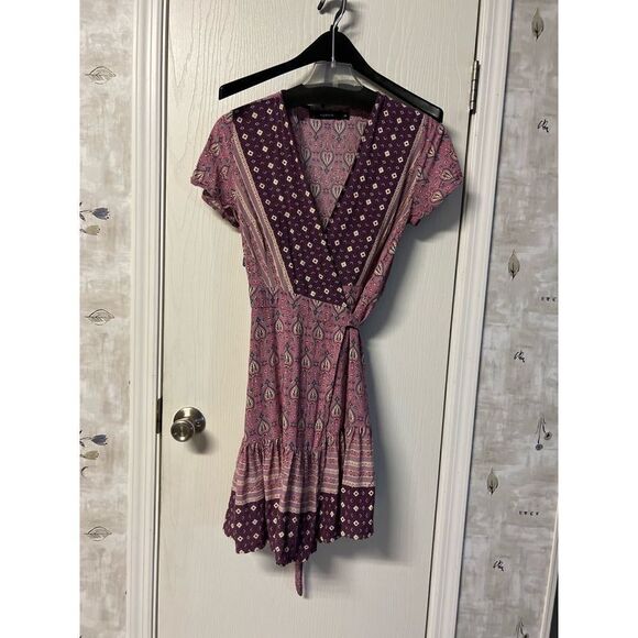 Zesica Wrap Around Dress - Picture 1 of 5